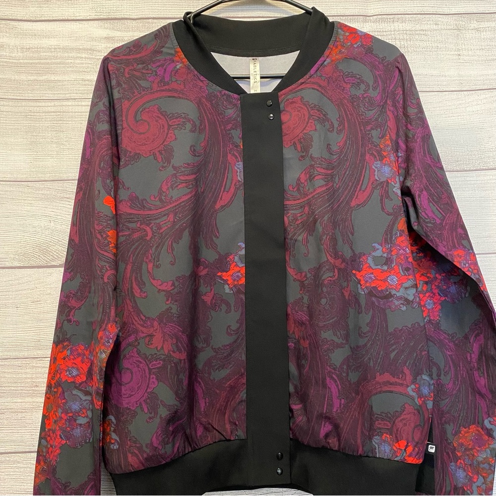 Fabletics Ithaca Jacket Romantic Print Full Zip A… - image 5